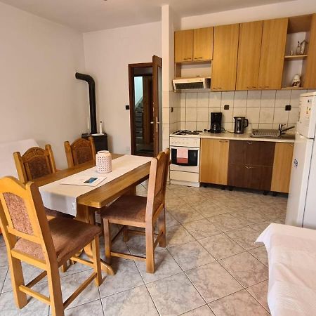 Apartmani Jelena Petrcane Cameră foto